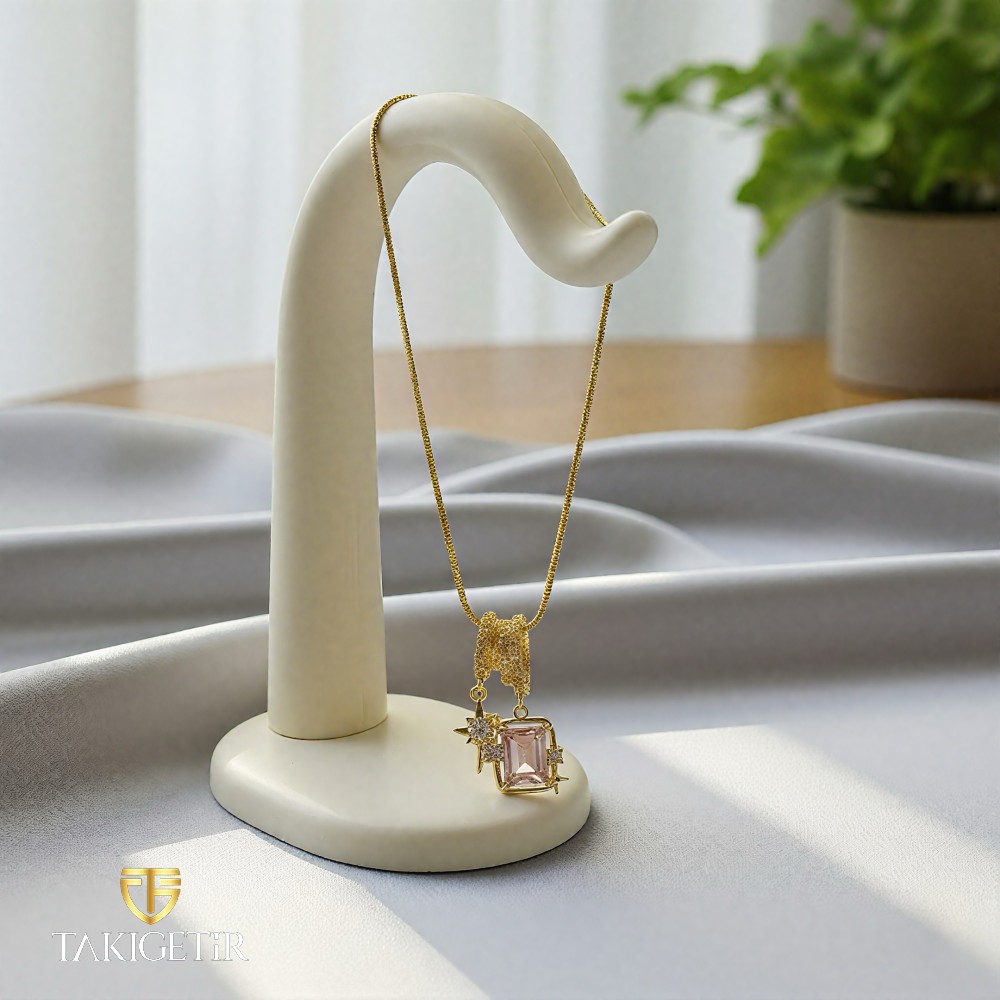 Pembe Düşler Kolyesi