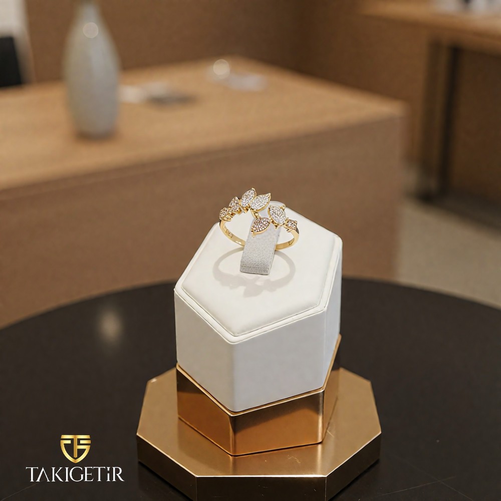 Markiz Yaprak Yüzük