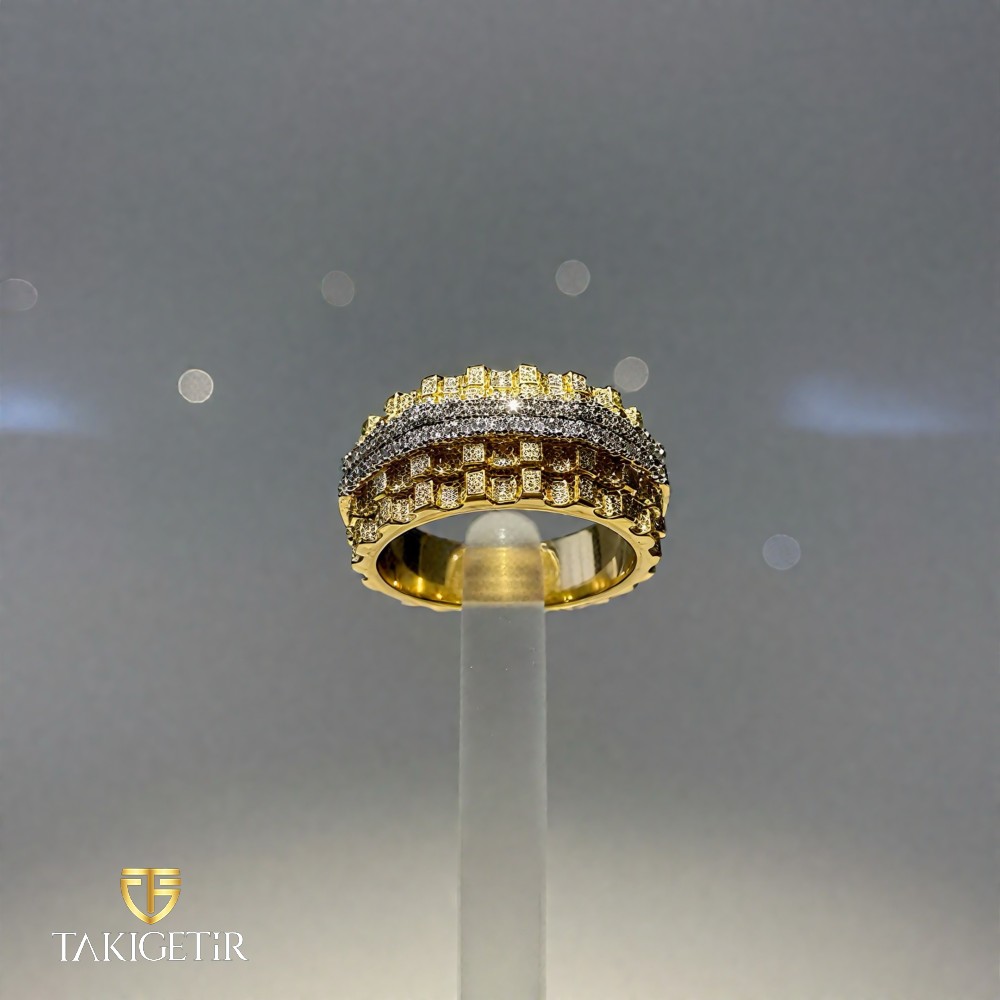 Pave Zirvesi Yüzük