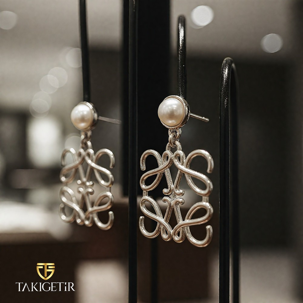 İkonik Monogram Küpe