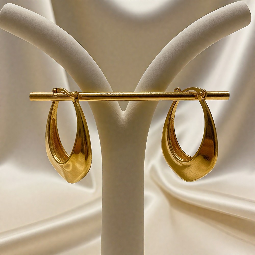 Akışkan Kayık Küpe