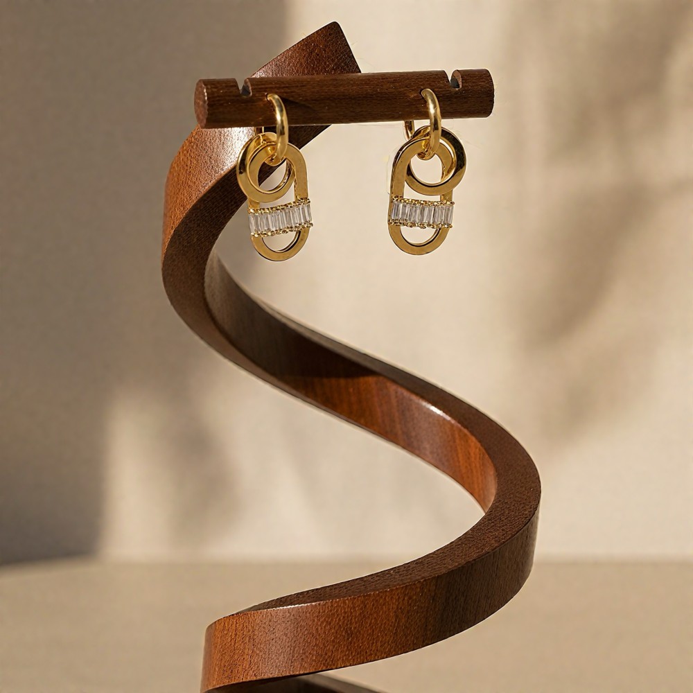 Baget Taşlı Kilit Küpe