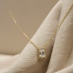 Emerald Tektaş Kolye